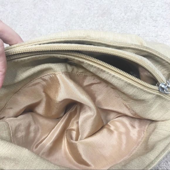 ⭐️Maxx New York Tan Canvas wooden purse bag - Picture 8 of 9